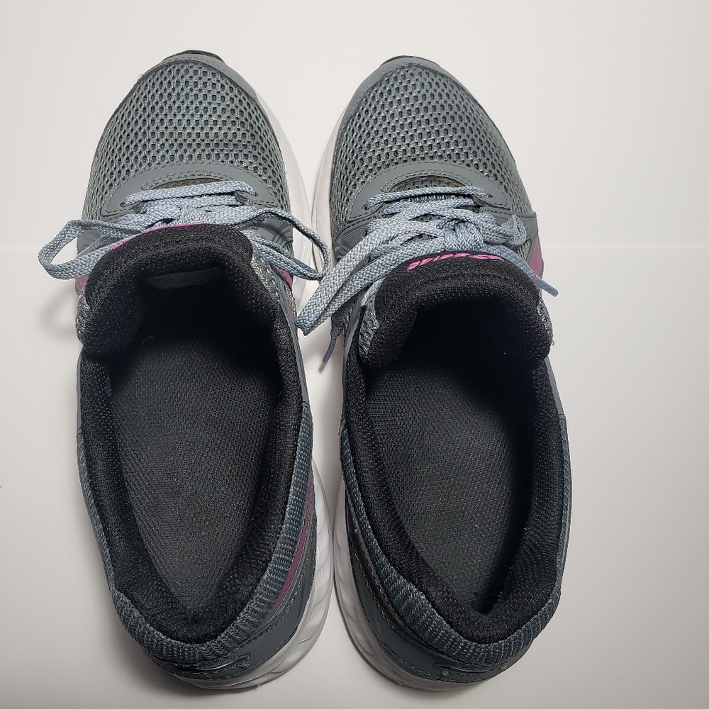 Asics Jolt 2 Women's Running Shoes (1012A151) US Size 7.5 Gray Sneakers. - Picture 9 of 9